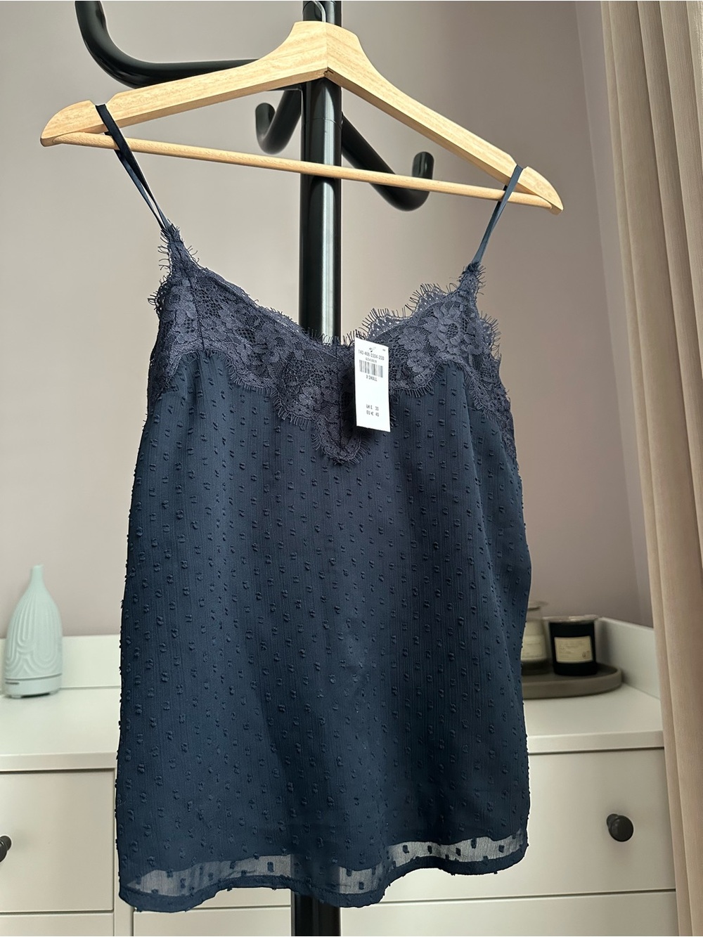 Abercrombie & Fitch Lace Trim Navy Camisole Adjustable Strap Layered